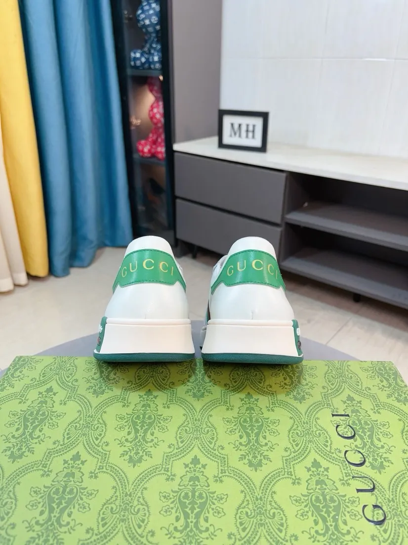 Men's shoes 💰440🌹🌹GUCCI [Gucci] New high-end brand of men's shoes, the latest fashionable casual men's shoes, trendy and versatile style, relaxed and sporty style, uppers imported from Italy, first-layer cowhide, genuine leather lining and ultra-fine workmanship. Original personalized fashionable rubber wear-resistant outsole, light and comfortable on the foot, size 38-44